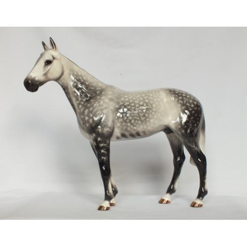 Beswick Mill Reef Thoroughbred Mold - Dapple Grey