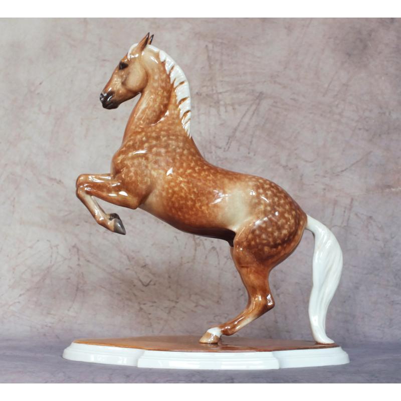 Franklin Mint Large Lipizzaner Mold - Dapple Palomino