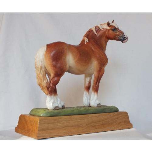 Gustav, Draft Stallion - on Base Version - Original Finish Painting Standard