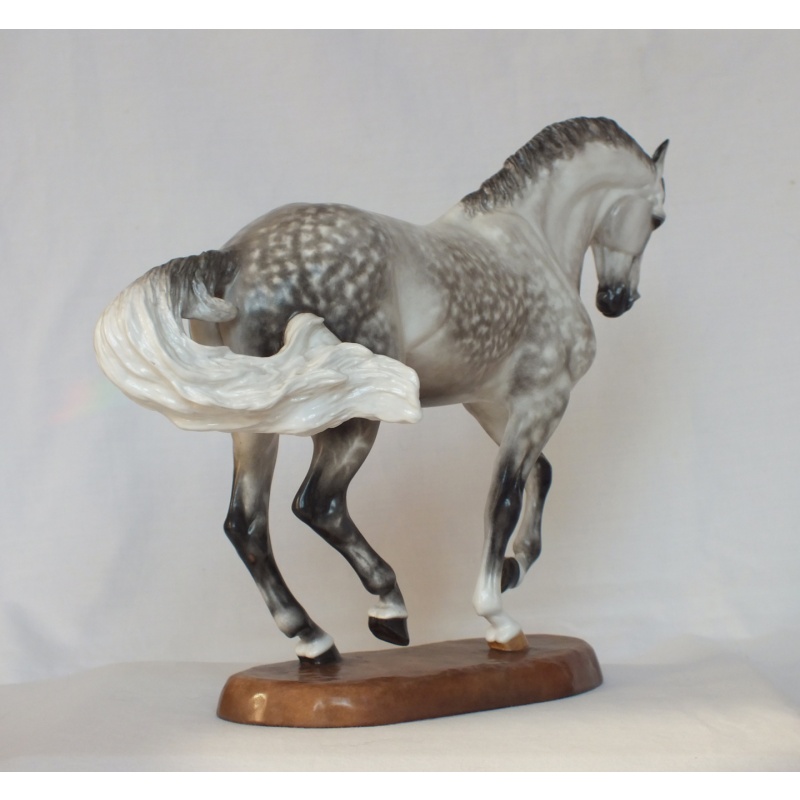 Lohengrin, WB Stallion - Dapple Grey Painting Standard